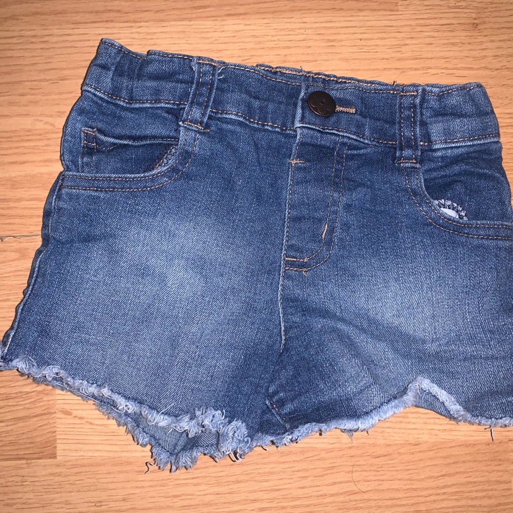 Classic Denim Frayed Hem Shorts - Blue